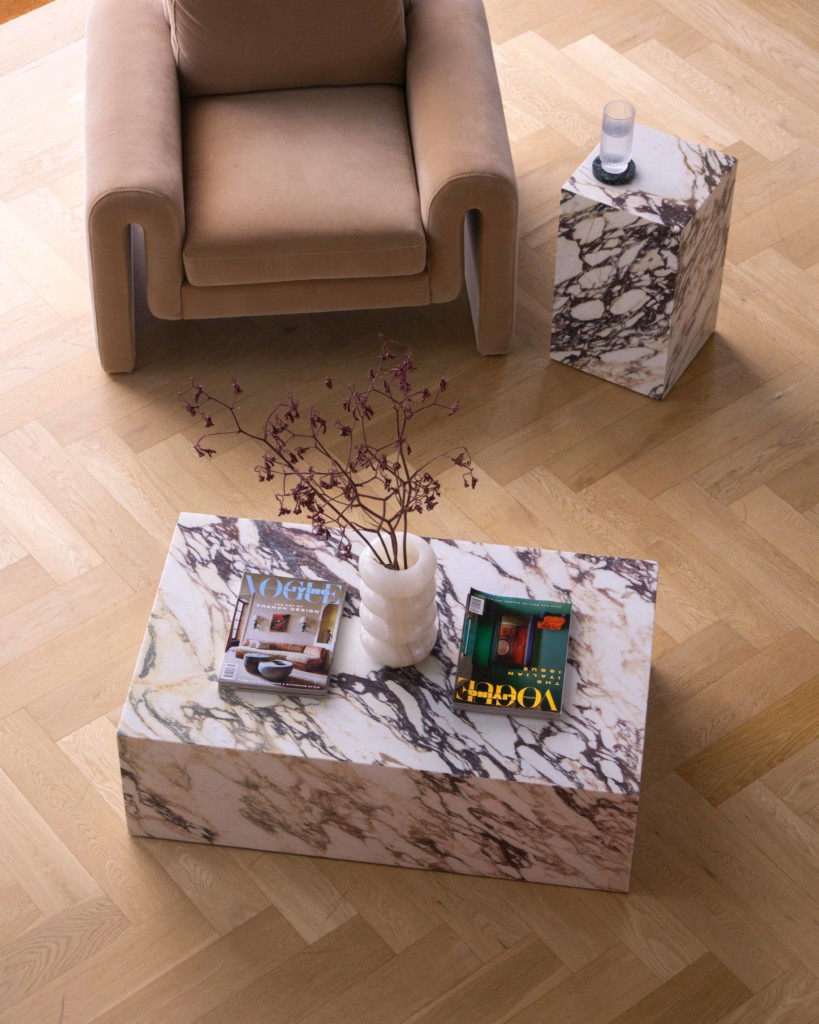 Plinth sofabord