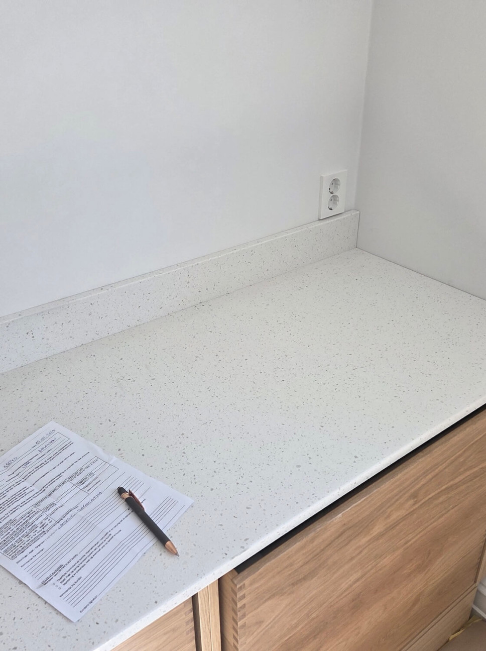 Linen White – Matt Kompositt